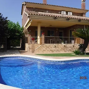 Сasa de vacaciones Casa Bergkamp, Deltebre